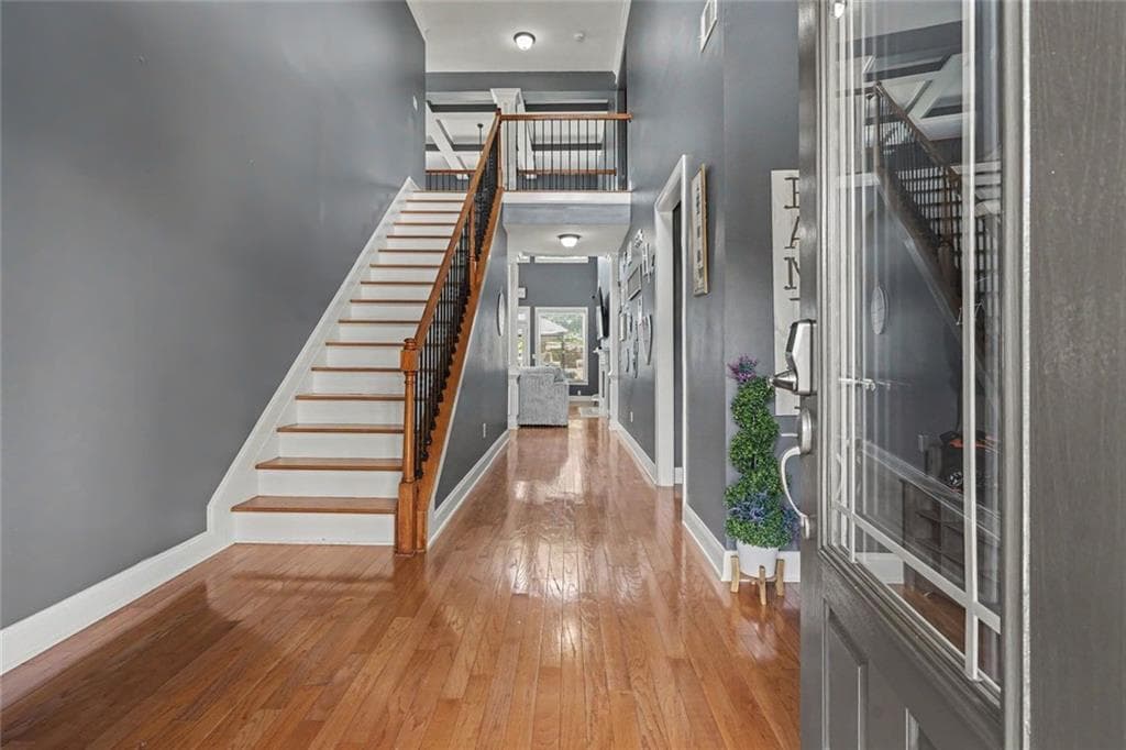 5 bedroom, 4 bathroom, 3,600 sq ft single family residence for sale at 825 Grand Ivey Place, Dacula, GA 30019 — photo 2