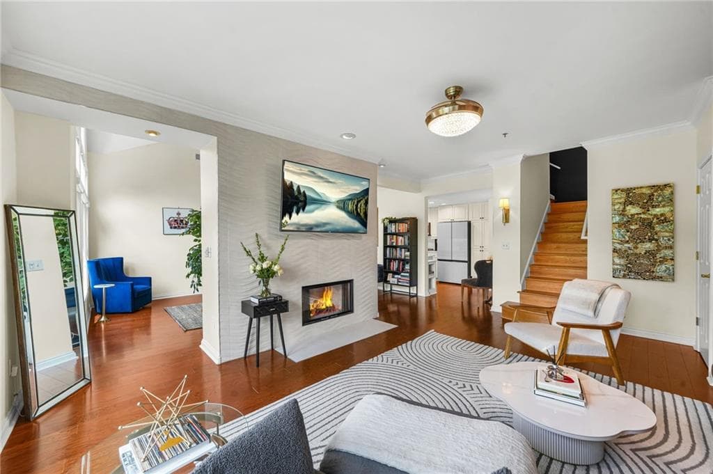 3 bedroom, 3 bathroom, 2,200 sq ft condominium for sale at 3636 Habersham Road 2404, Atlanta, GA 30305 — photo 9
