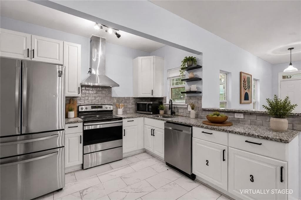 4 bedroom, 3 bathroom, 1,754 sq ft single family residence for sale at 49 Harlan Road, Atlanta, GA 30311 — photo 4