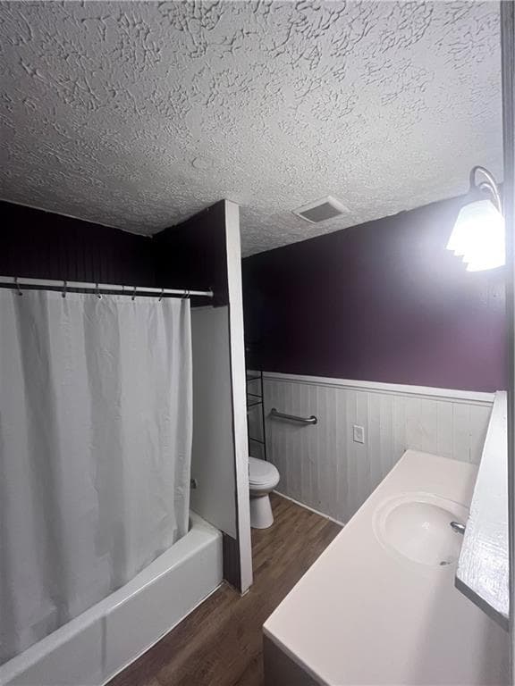 2 bedroom, 1 bathroom, 1,150 sq ft single family residence for sale at 207 N Main Street, Adairsville, GA 30103 — photo 9
