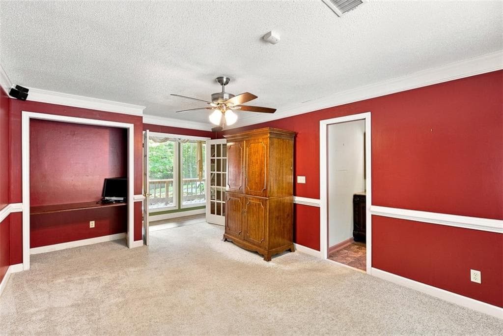 4 bedroom, 4 bathroom, 2,635 sq ft single family residence for sale at 6838 Springwood Drive, Douglasville, GA 30135 — photo 9