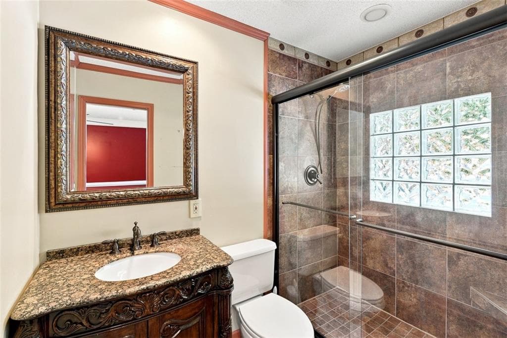 4 bedroom, 4 bathroom, 2,635 sq ft single family residence for sale at 6838 Springwood Drive, Douglasville, GA 30135 — photo 10