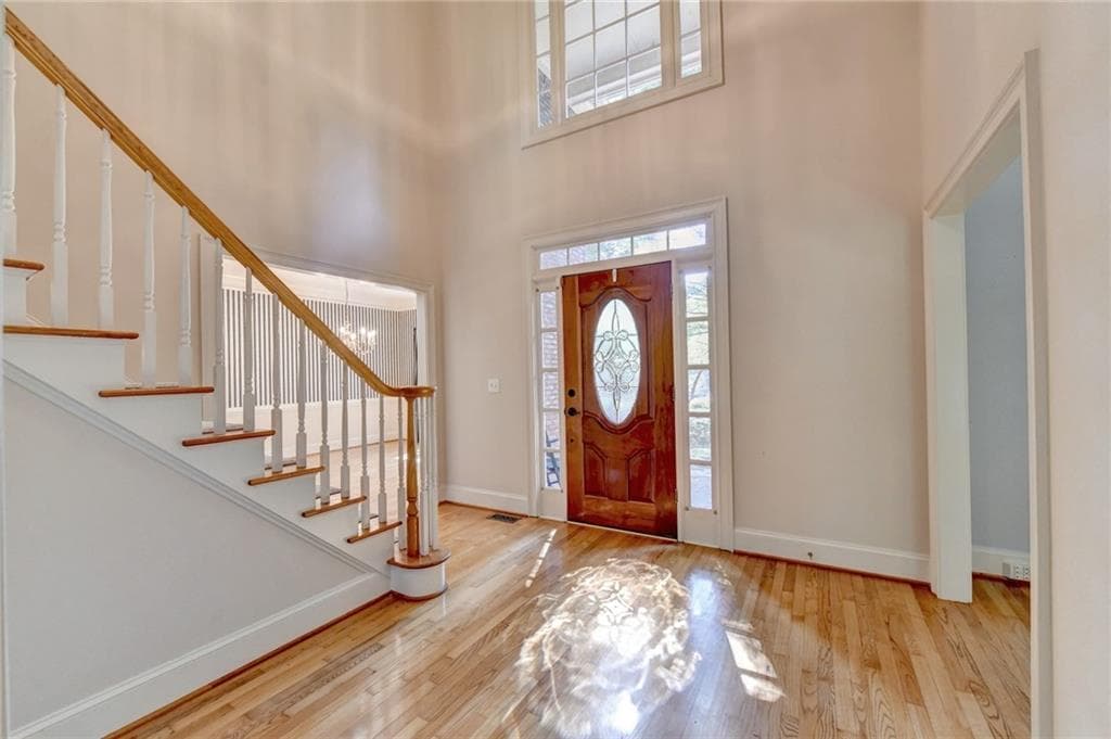 5 bedroom, 5 bathroom, 3,950 sq ft single family residence for sale at 375 Petersford Way, Milton, GA 30004 — photo 6