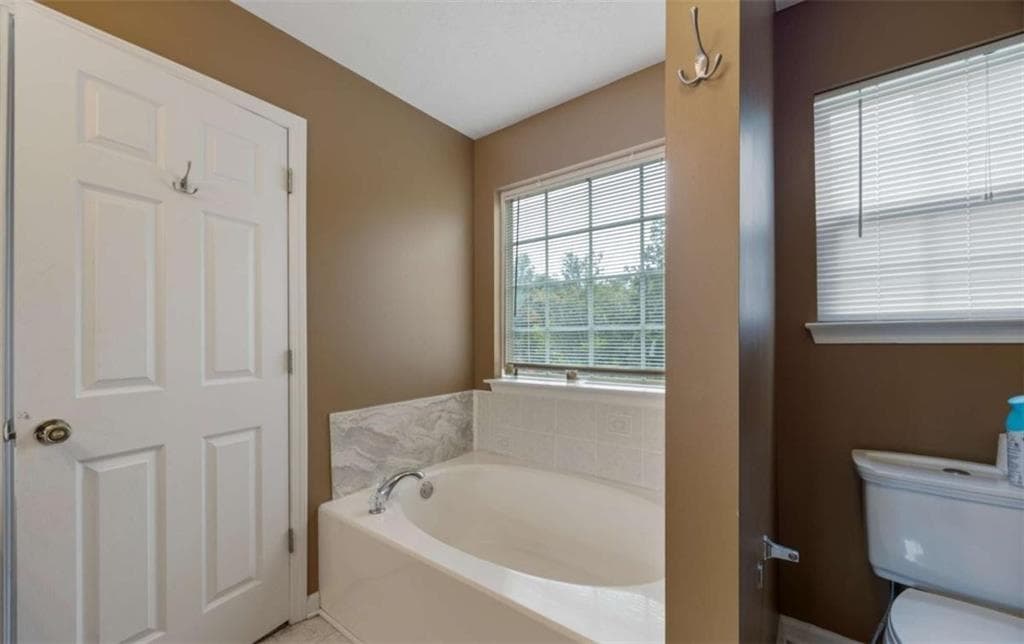 3 bedroom, 2 bathroom, 1,350 sq ft single family residence for sale at 227 Diamond Court, Carrollton, GA 30116 — photo 7
