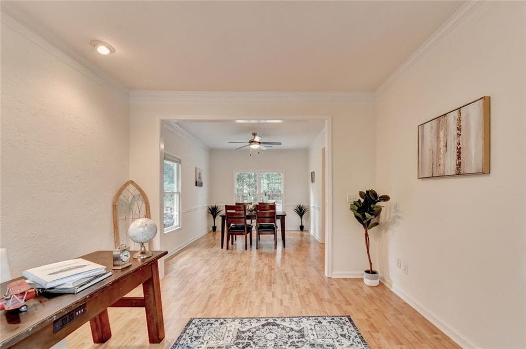 3 bedroom, 3 bathroom, 2,424 sq ft single family residence under contract at 873 Red Rock Court, Suwanee, GA 30024 — photo 9