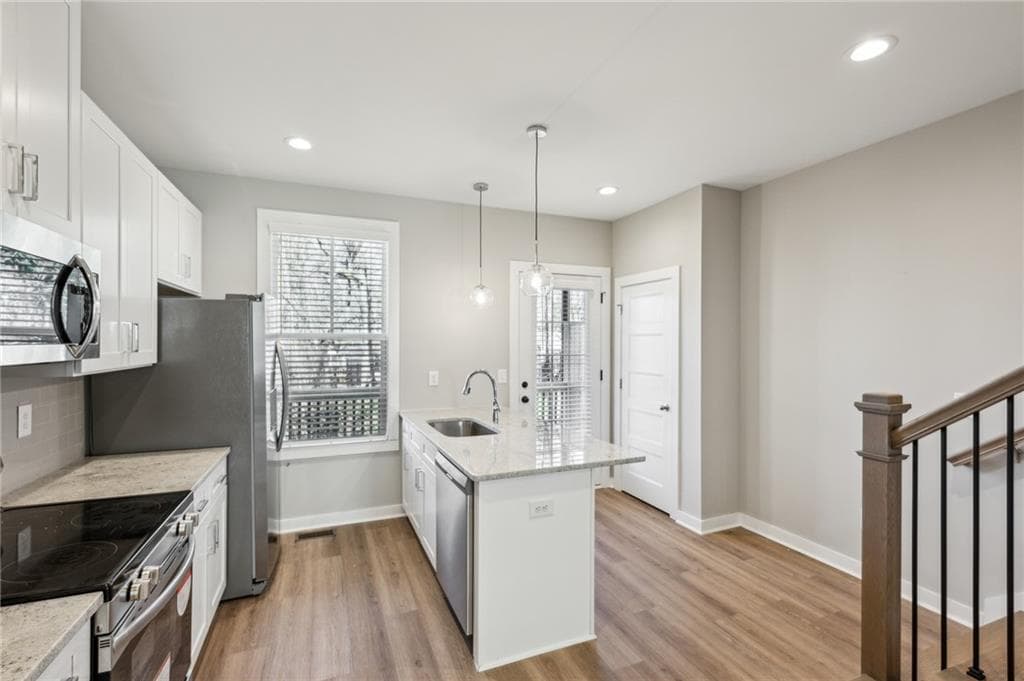 3 bedroom, 4 bathroom, 1,532 sq ft townhouse for sale at 1095 Tucker Avenue 401, Atlanta, GA 30310 — photo 3