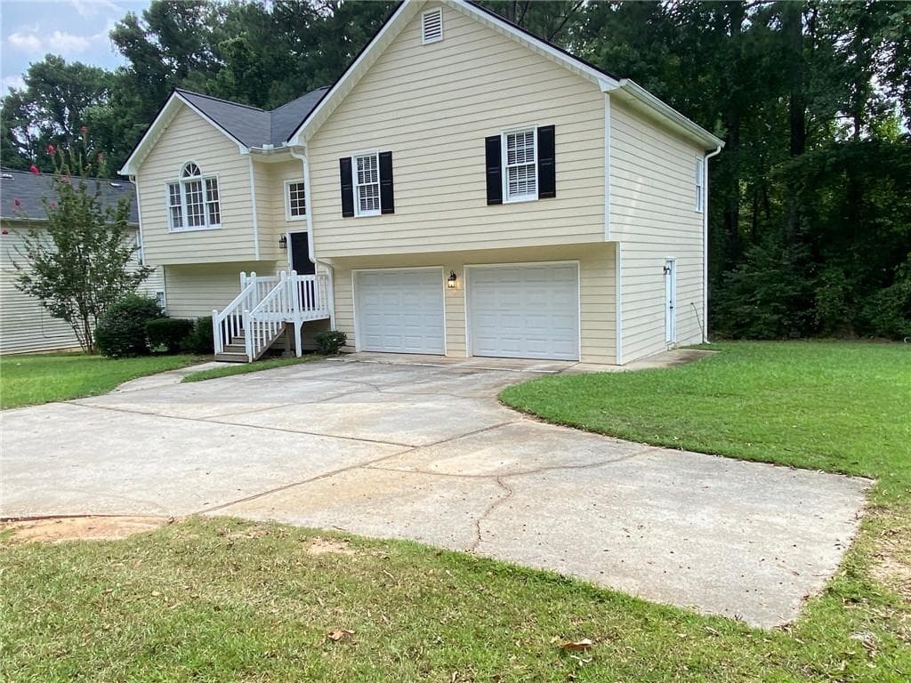 3 bedroom, 2 bathroom, 1,256 sq ft single family residence for rent at 2205 Pair Road, Marietta, GA 30008 for $2,000 a month — photo 2