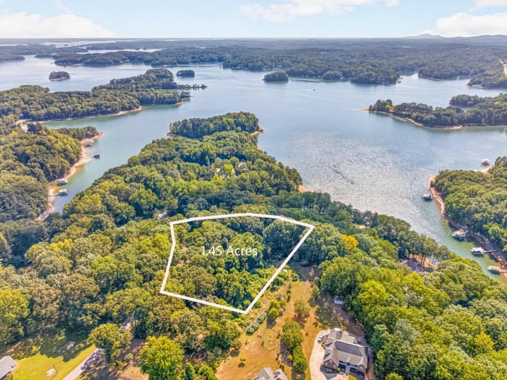 unimproved land for sale at 3550 Lodgehaven Drive, Gainesville, GA 30506 — photo 1 of 18