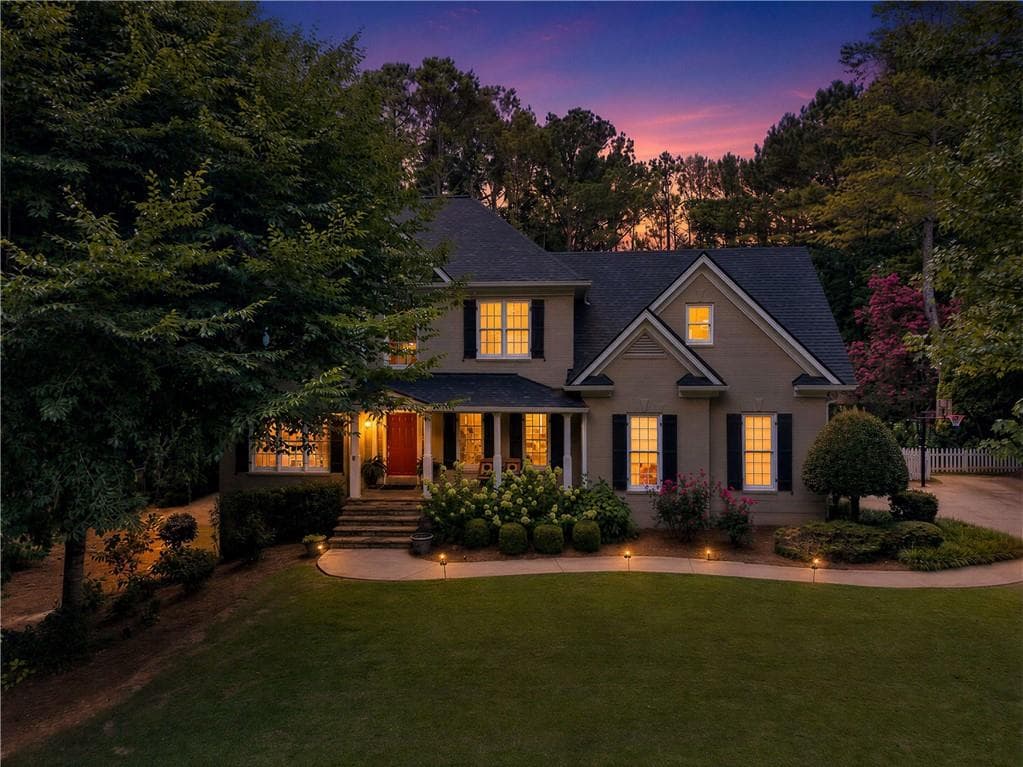 4 bedroom, 3 bathroom, 3,624 sq ft single family residence for sale at 4770 Hamptons Drive, Alpharetta, GA 30004 — photo 1 of 52