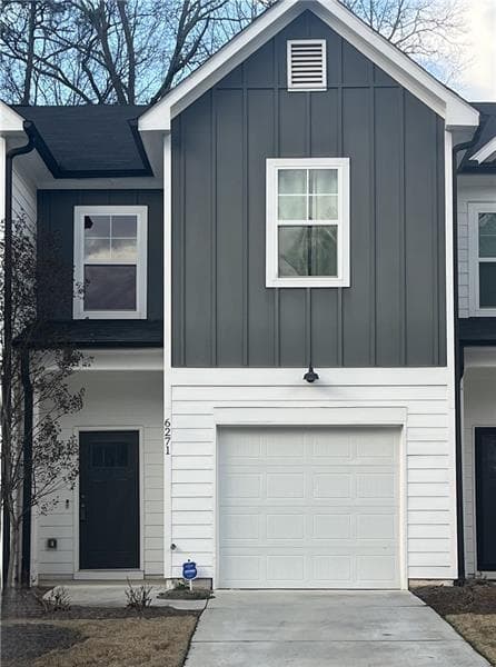 3 bedroom, 3 bathroom, 1,562 sq ft townhouse for sale at 6271 Redan Square 83, Lithonia, GA 30058