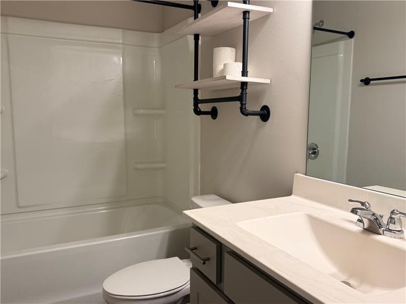 3 bedroom, 3 bathroom, 1,562 sq ft townhouse for sale at 6271 Redan Square 83, Lithonia, GA 30058 — photo 10
