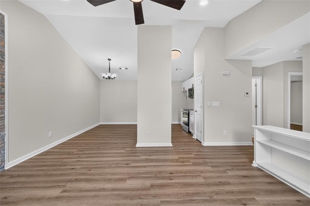 4 bedroom, 2 bathroom, 1,476 sq ft single family residence under contract at 3321 Eastwood Trail, Snellville, GA 30078 — photo 7