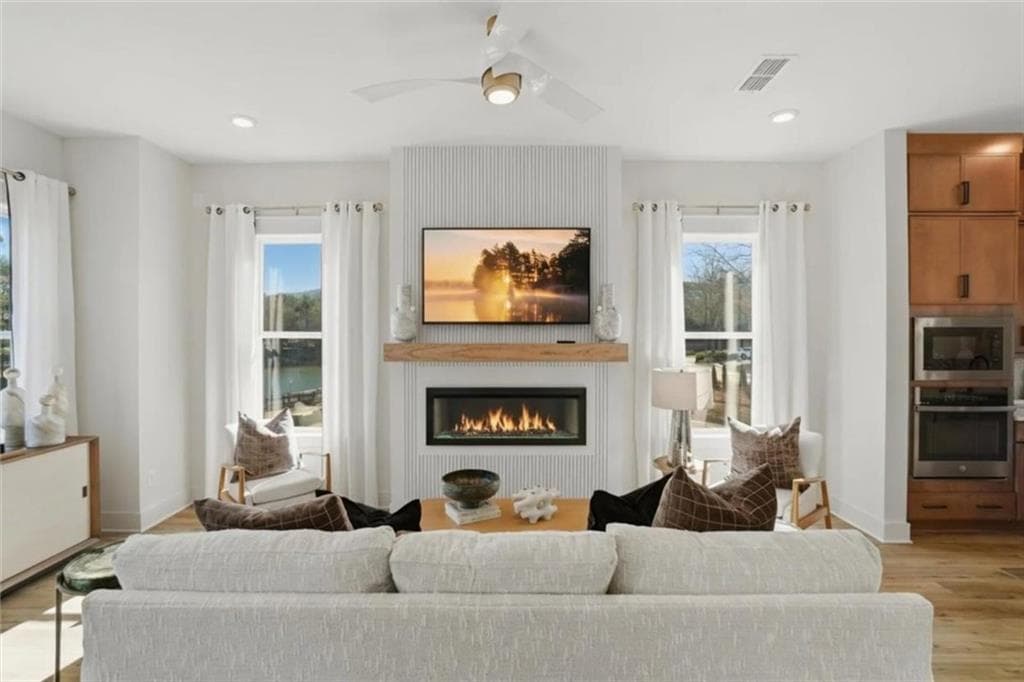 3 bedroom, 4 bathroom, 1,858 sq ft townhouse for sale at 1846 Marisol Circle, Kennesaw, GA 30144 — photo 8