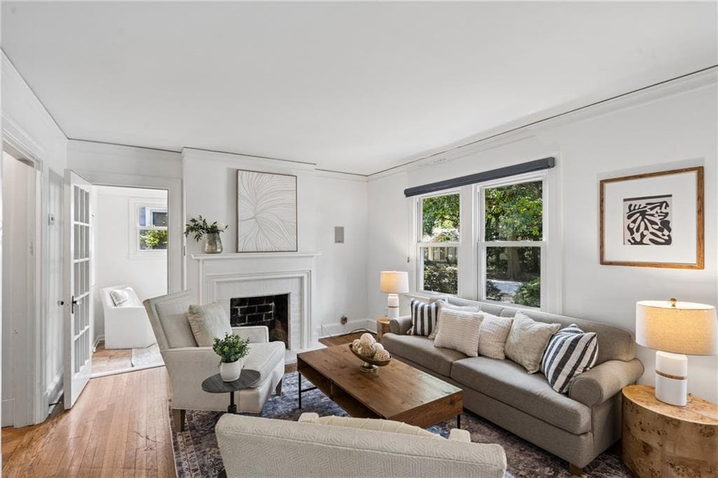3 bedroom, 2 bathroom, 1,641 sq ft single family residence for sale at 942 Gilbert Street, Atlanta, GA 30316 — photo 2