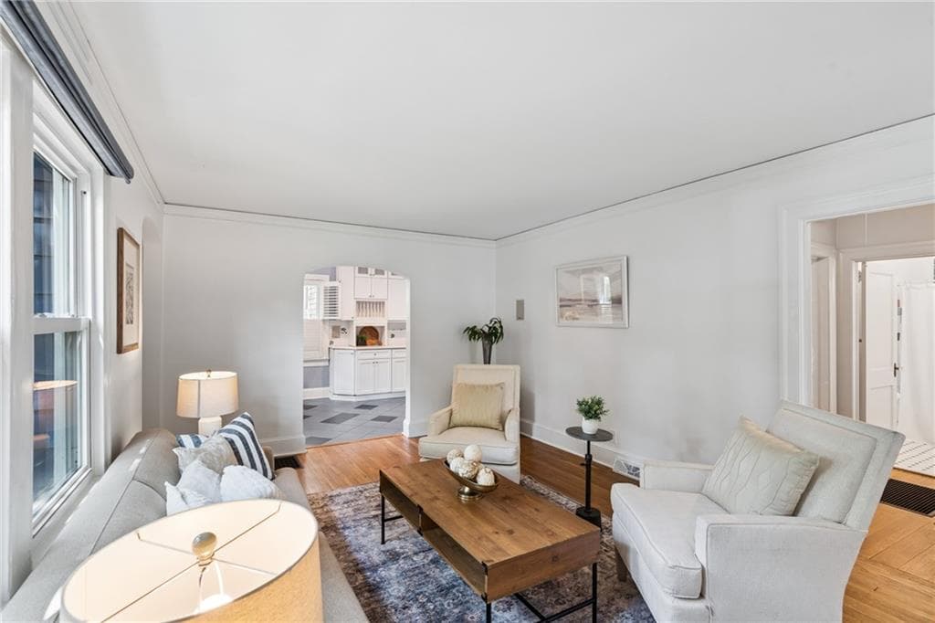 3 bedroom, 2 bathroom, 1,641 sq ft single family residence for sale at 942 Gilbert Street, Atlanta, GA 30316 — photo 3