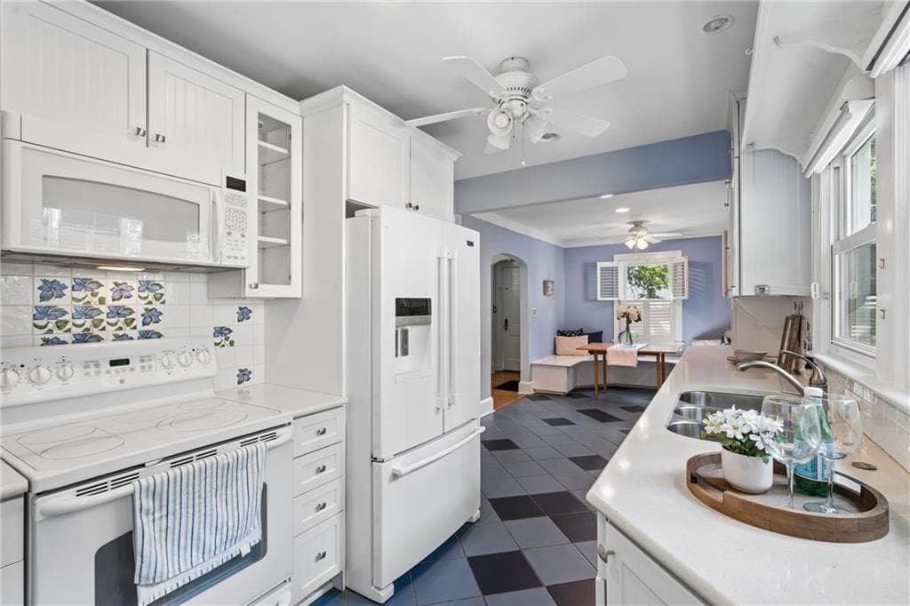 3 bedroom, 2 bathroom, 1,641 sq ft single family residence for sale at 942 Gilbert Street, Atlanta, GA 30316 — photo 8