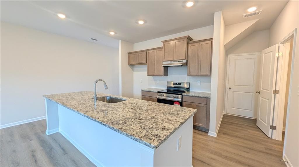 3 bedroom, 3 bathroom, 1,734 sq ft single family residence for sale at 517 Hayes Lane, Canton, GA 30115 — photo 3