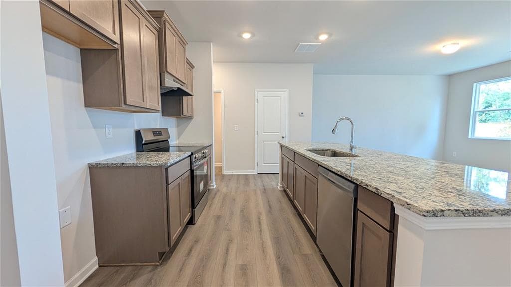 3 bedroom, 3 bathroom, 1,734 sq ft single family residence for sale at 517 Hayes Lane, Canton, GA 30115 — photo 4