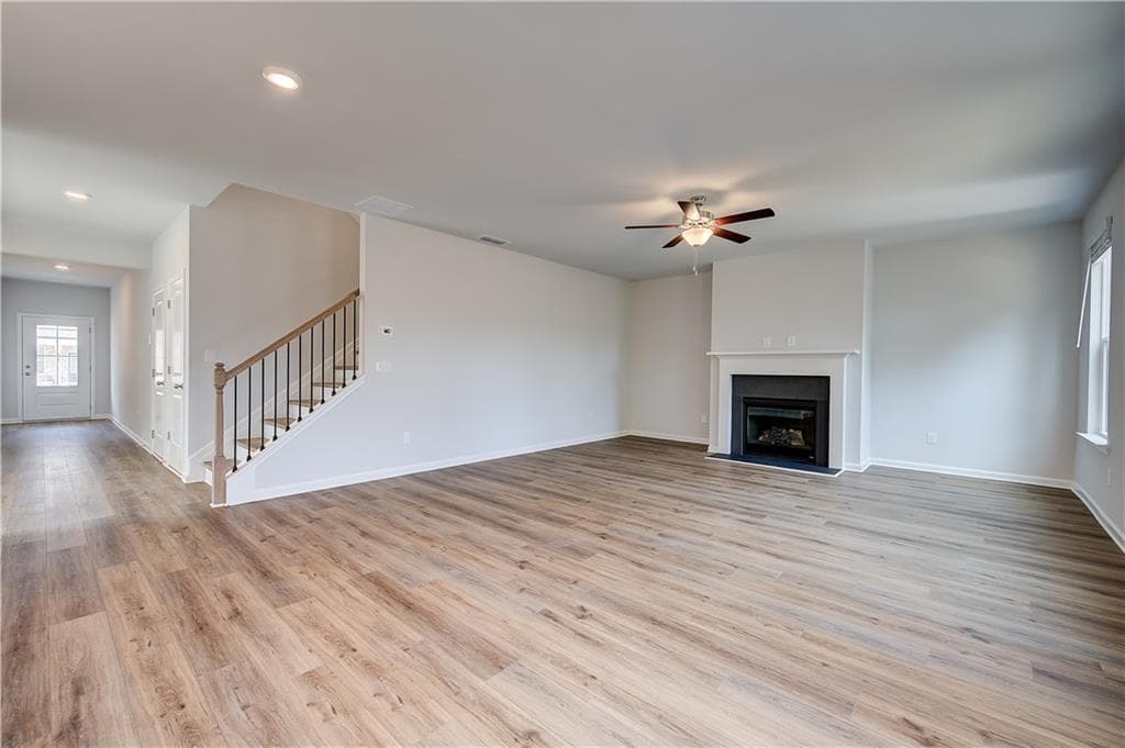5 bedroom, 5 bathroom, 3,035 sq ft single family residence for sale at 2464 Dixon Place, Lawrenceville, GA 30045 — photo 8