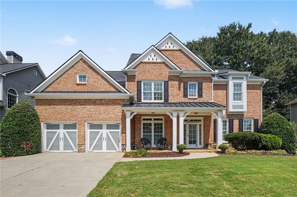 6 bedroom, 4 bathroom, 3,742 sq ft single family residence for sale at 1083 Lakefield Walk, Marietta, GA 30064 — photo 2