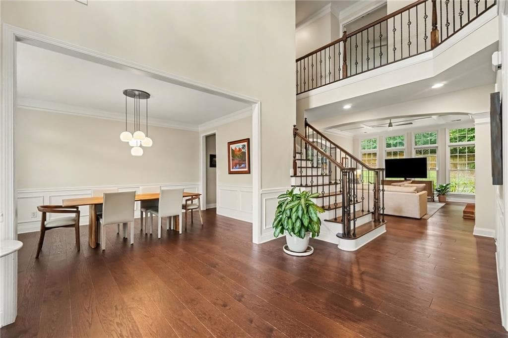 6 bedroom, 4 bathroom, 3,742 sq ft single family residence for sale at 1083 Lakefield Walk, Marietta, GA 30064 — photo 6