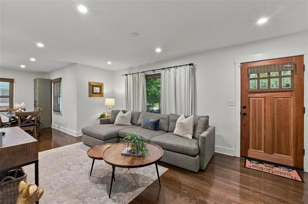 3 bedroom, 1 bathroom, 1,080 sq ft single family residence for sale at 1416 N Druid Hills Road, Atlanta, GA 30319 — photo 6