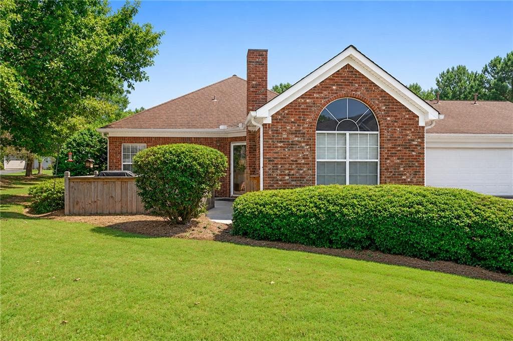 2 bedroom, 2 bathroom, 1,211 sq ft condominium for sale at 1841 Kolb Farm Circle, Marietta, GA 30008 — photo 2