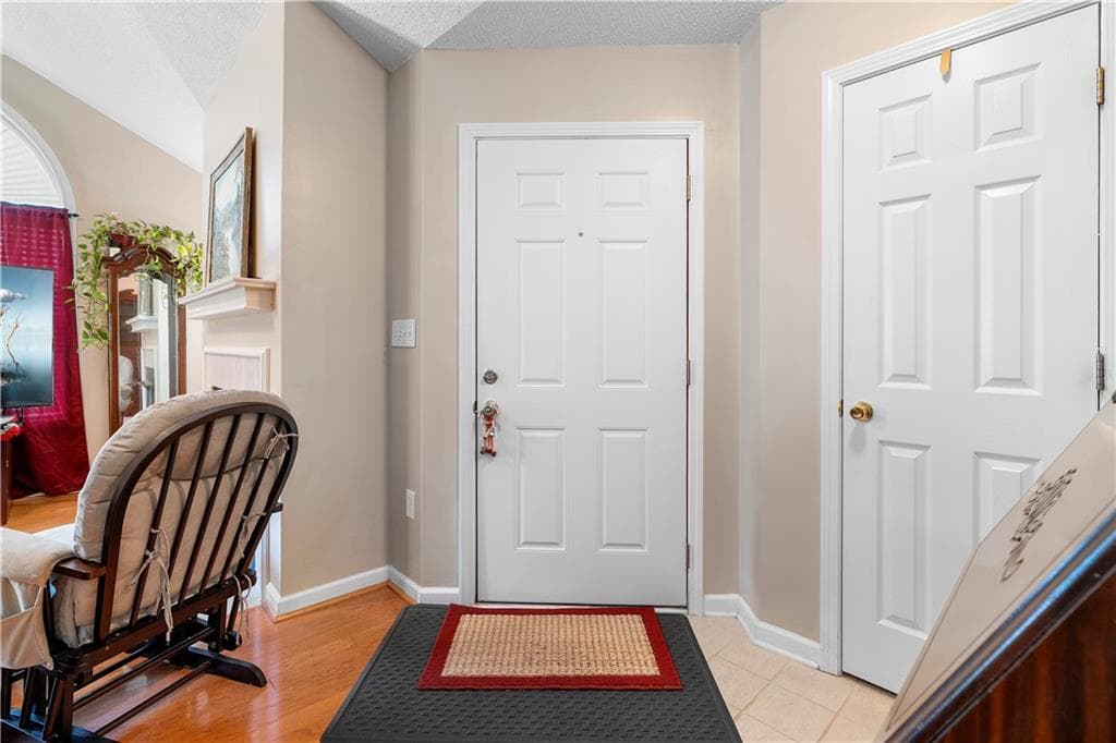 2 bedroom, 2 bathroom, 1,211 sq ft condominium for sale at 1841 Kolb Farm Circle, Marietta, GA 30008 — photo 7