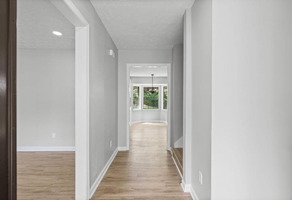 3 bedroom, 3 bathroom, 2,325 sq ft single family residence for sale at 6883 Creekmoor Lane, Riverdale, GA 30296 — photo 6