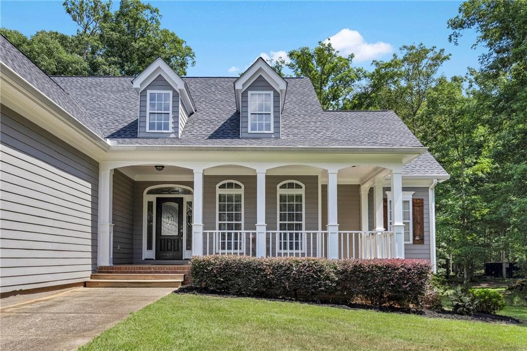 4 bedroom, 2 bathroom, 4,266 sq ft single family residence for sale at 405 Rosser Road, Covington, GA 30016 — photo 2