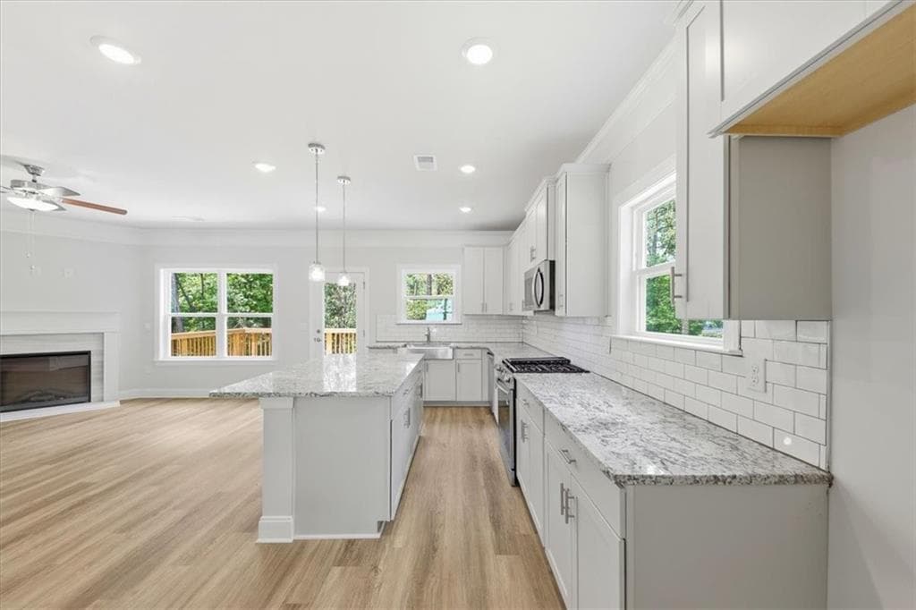 6 bedroom, 5 bathroom, 3,681 sq ft single family residence for sale at 5326 Vinci Place, Douglasville, GA 30135 — photo 4