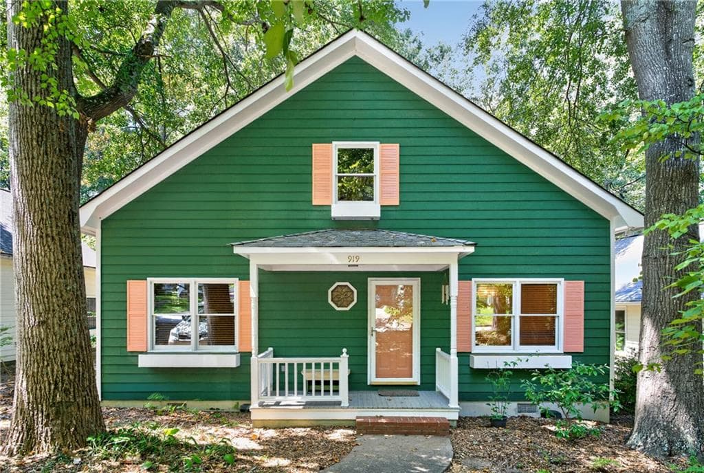 3 bedroom, 2 bathroom, 2,028 sq ft single family residence for sale at 919 Walker Avenue, Atlanta, GA 30316