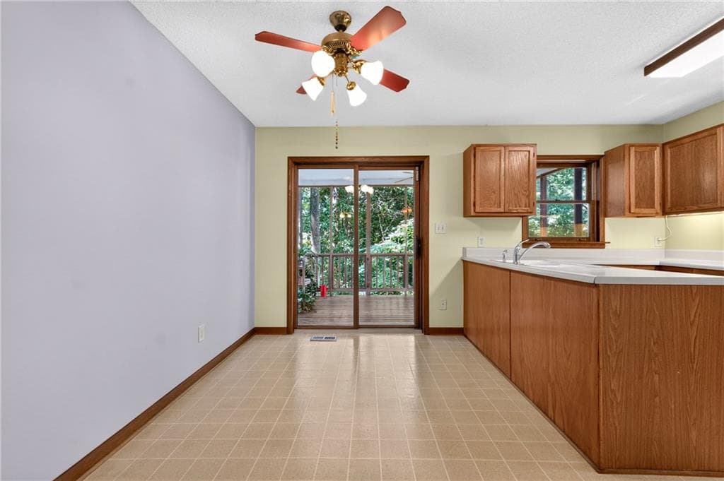 3 bedroom, 2 bathroom, 2,028 sq ft single family residence for sale at 919 Walker Avenue, Atlanta, GA 30316 — photo 7