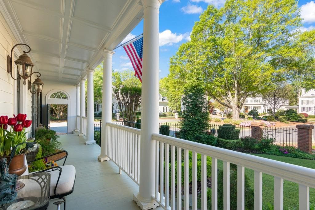 4 bedroom, 4 bathroom, 3,987 sq ft single family residence for sale at 4001 Saint Andrews Square, Duluth, GA 30096 — photo 5