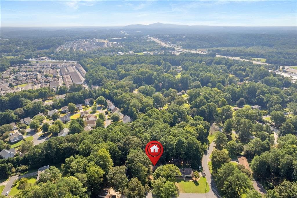 3 bedroom, 2 bathroom, 1,870 sq ft single family residence for rent at 920 Kings Court, Woodstock, GA 30189 for $2,300 a month — photo 2