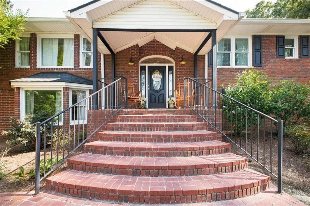 5 bedroom, 4 bathroom, 2,980 sq ft single family residence for sale at 22 Coats Road, Rockmart, GA 30153 — photo 4