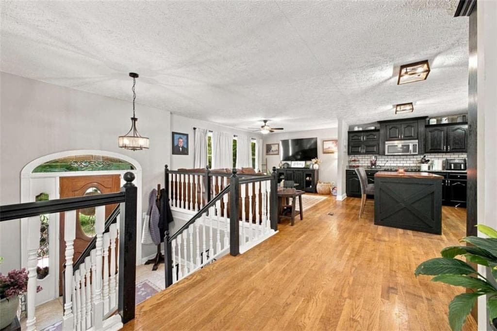 5 bedroom, 4 bathroom, 2,980 sq ft single family residence for sale at 22 Coats Road, Rockmart, GA 30153 — photo 7