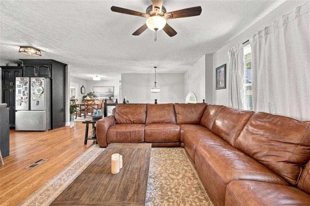 5 bedroom, 4 bathroom, 2,980 sq ft single family residence for sale at 22 Coats Road, Rockmart, GA 30153 — photo 10