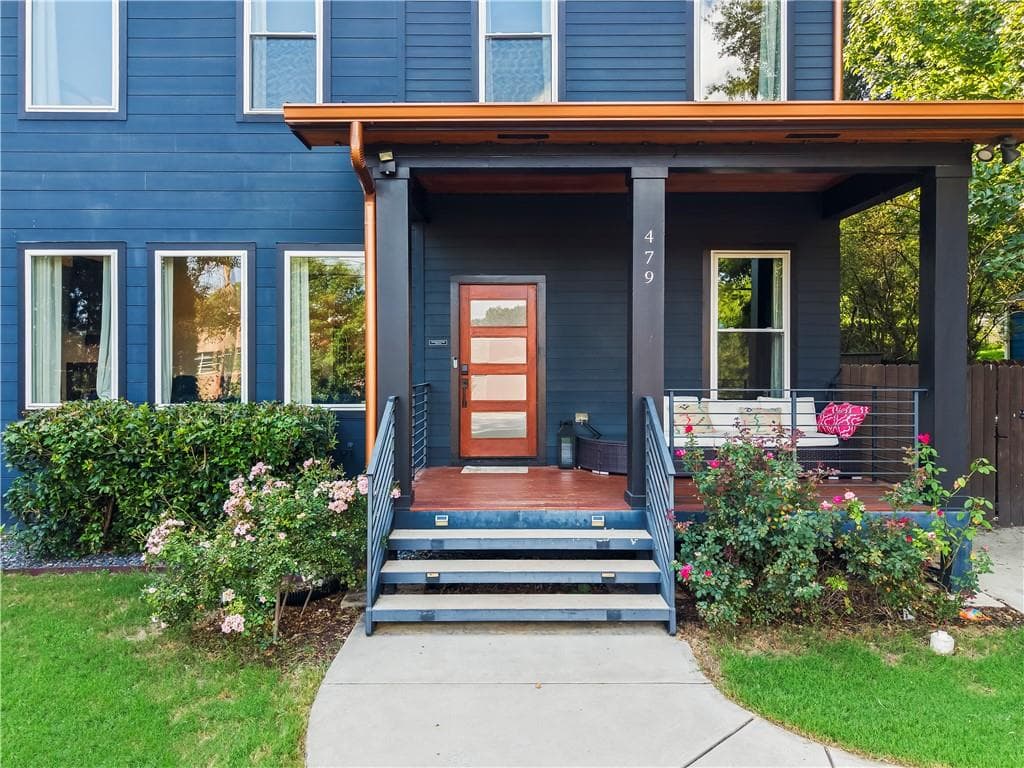 4 bedroom, 3 bathroom, 2,052 sq ft single family residence under contract at 479 Clifton Street, Atlanta, GA 30316 — photo 3