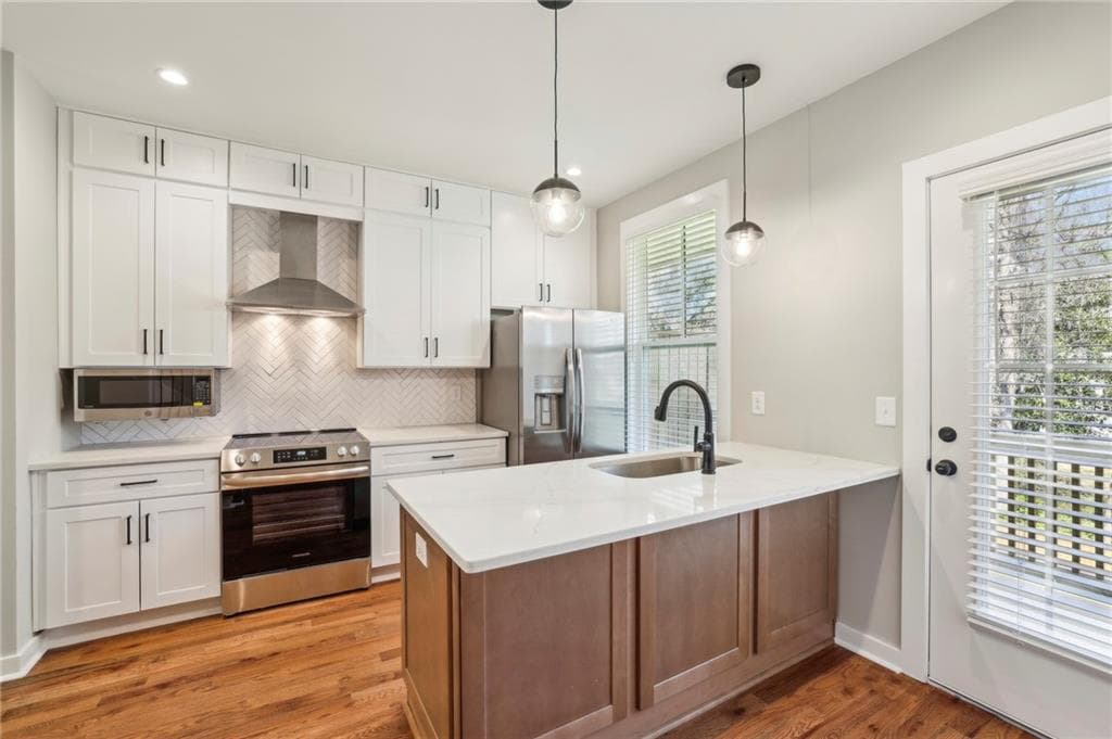 3 bedroom, 4 bathroom, 1,676 sq ft townhouse for sale at 1095 Tucker Avenue 503, Atlanta, GA 30310 — photo 2