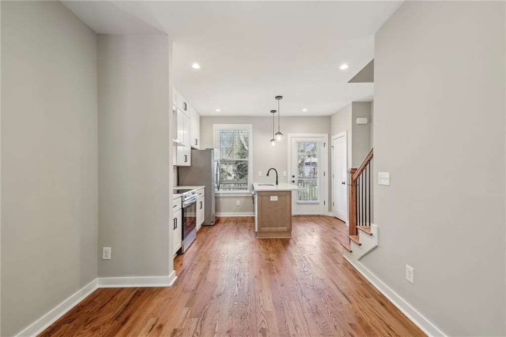 3 bedroom, 4 bathroom, 1,676 sq ft townhouse for sale at 1095 Tucker Avenue 503, Atlanta, GA 30310 — photo 7