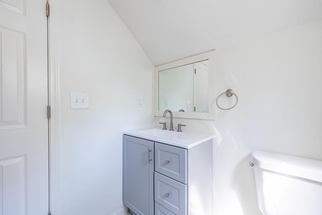 2 bedroom, 2 bathroom, 1,134 sq ft single family residence for sale at 320 Glenwood Avenue, Atlanta, GA 30312 — photo 9