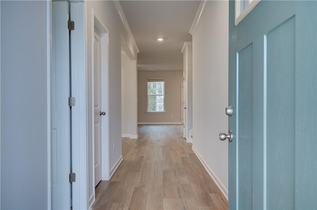 6 bedroom, 4 bathroom, 3,054 sq ft single family residence for sale at 628 Gratton Lane, Mcdonough, GA 30253 — photo 4