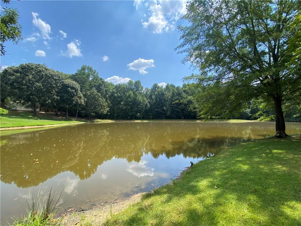 4 bedroom, 3 bathroom, 2,713 sq ft single family residence for sale at 1100 Billy Mcgee Road, Lawrenceville, GA 30045 — photo 7