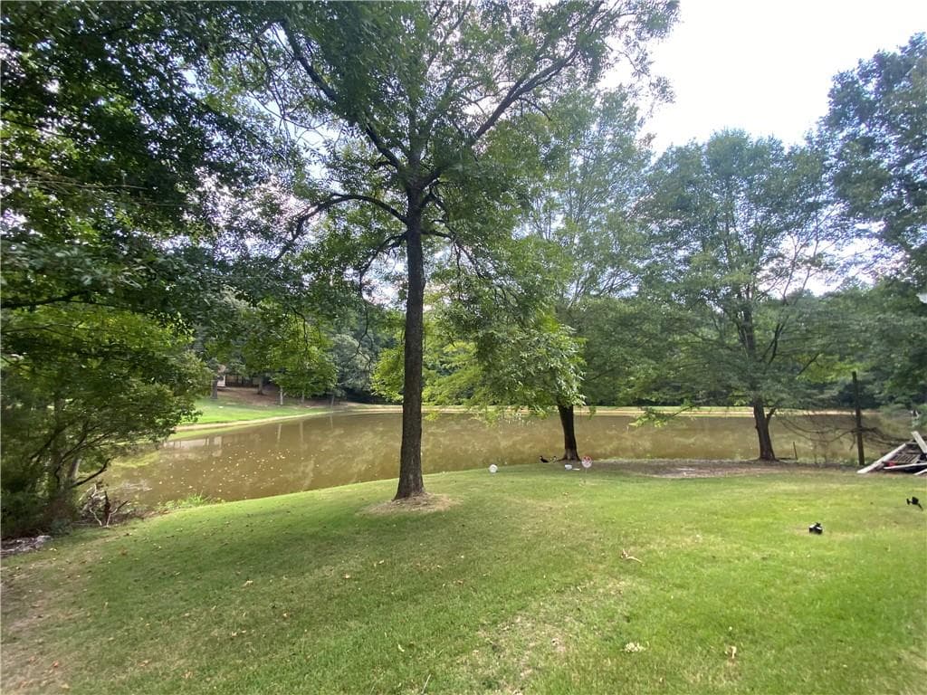 4 bedroom, 3 bathroom, 2,713 sq ft single family residence for sale at 1100 Billy Mcgee Road, Lawrenceville, GA 30045 — photo 8