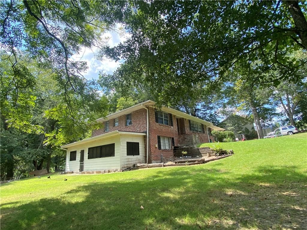 4 bedroom, 3 bathroom, 2,713 sq ft single family residence for sale at 1100 Billy Mcgee Road, Lawrenceville, GA 30045 — photo 10