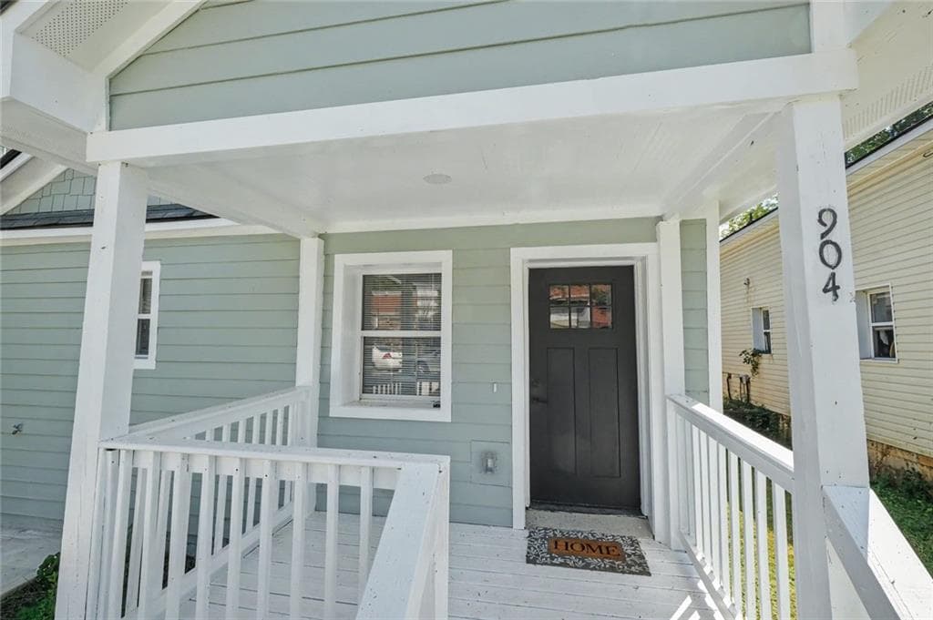 3 bedroom, 2 bathroom, 1,275 sq ft single family residence for sale at 904 Welch Street SW, Atlanta, GA 30310 — photo 10
