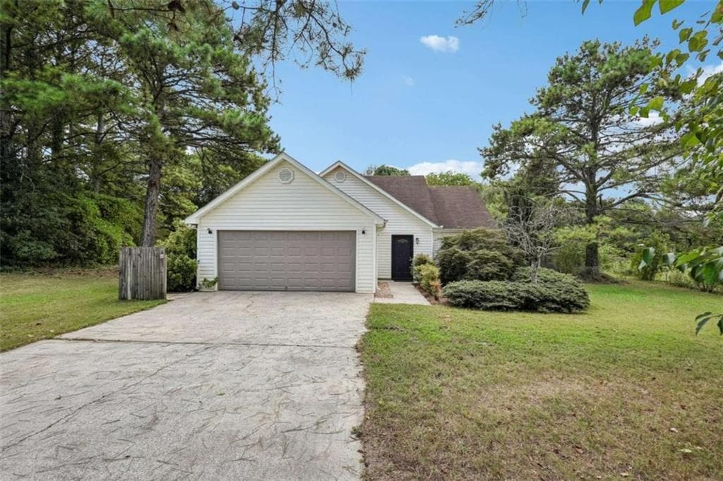 3 bedroom, 2 bathroom, 1,076 sq ft single family residence under contract at 23 Abington Court, Euharlee, GA 30120