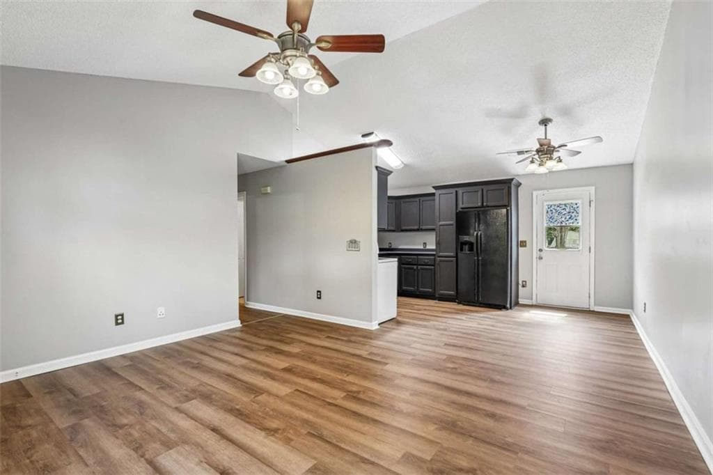 3 bedroom, 2 bathroom, 1,076 sq ft single family residence under contract at 23 Abington Court, Euharlee, GA 30120 — photo 8
