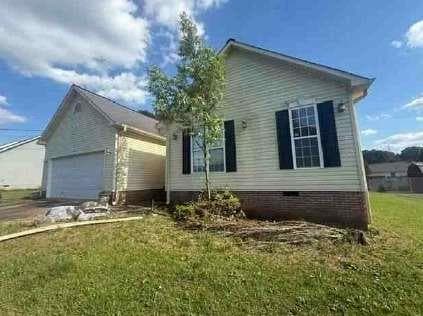 3 bedroom, 2 bathroom, 1,420 sq ft single family residence under contract at 1504 Rockview Circle, Weaver, AL 36277